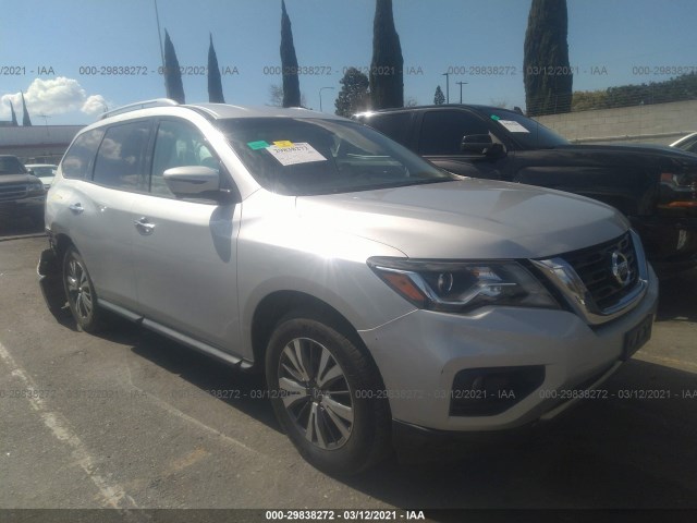 NISSAN PATHFINDER 2017 5n1dr2mm3hc672902