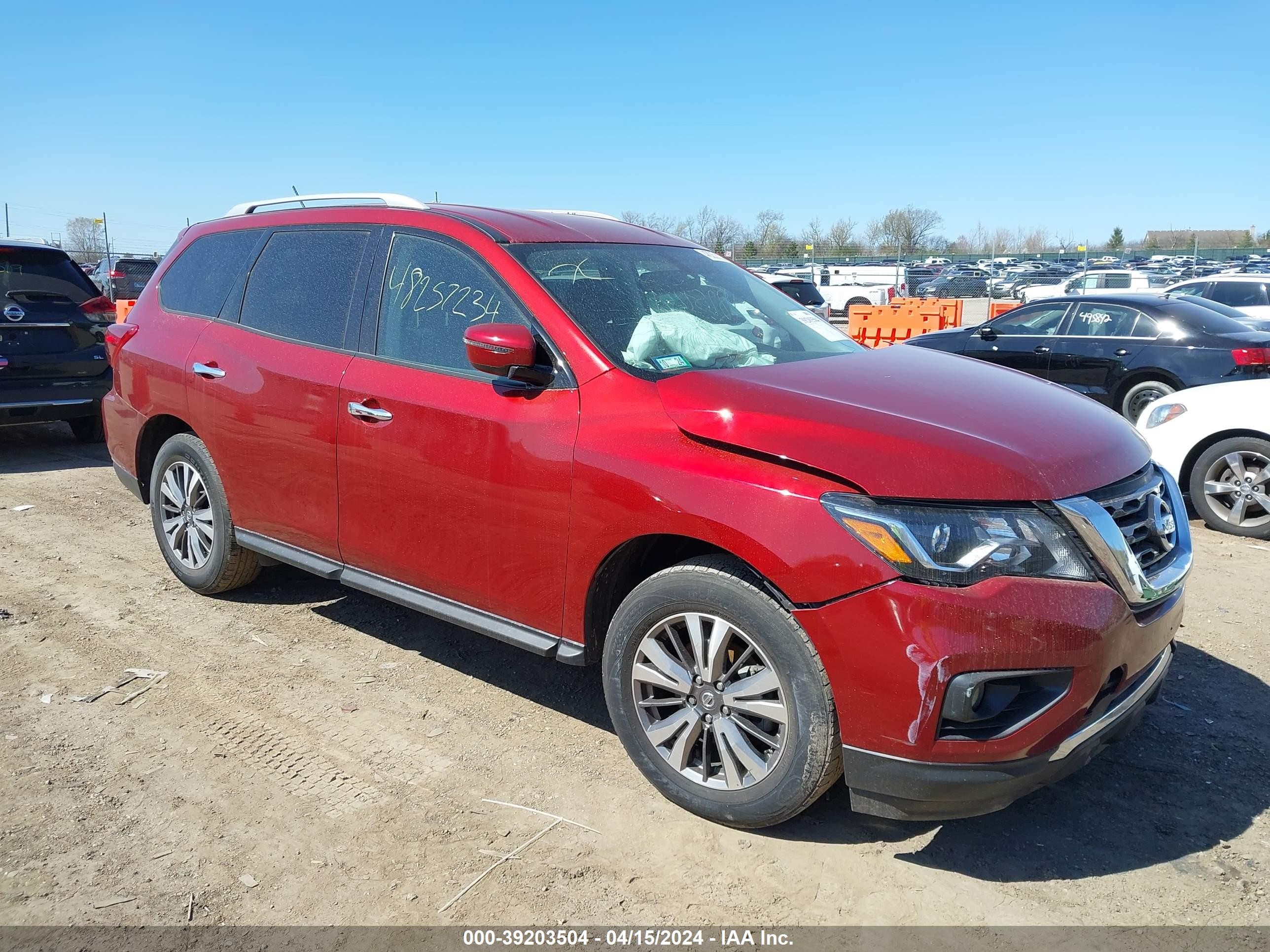 NISSAN PATHFINDER 2018 5n1dr2mm3jc641770