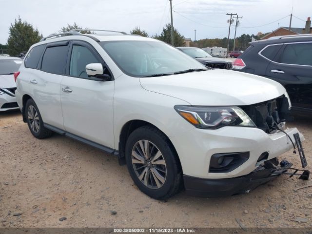 NISSAN PATHFINDER 2017 5n1dr2mm4hc619853