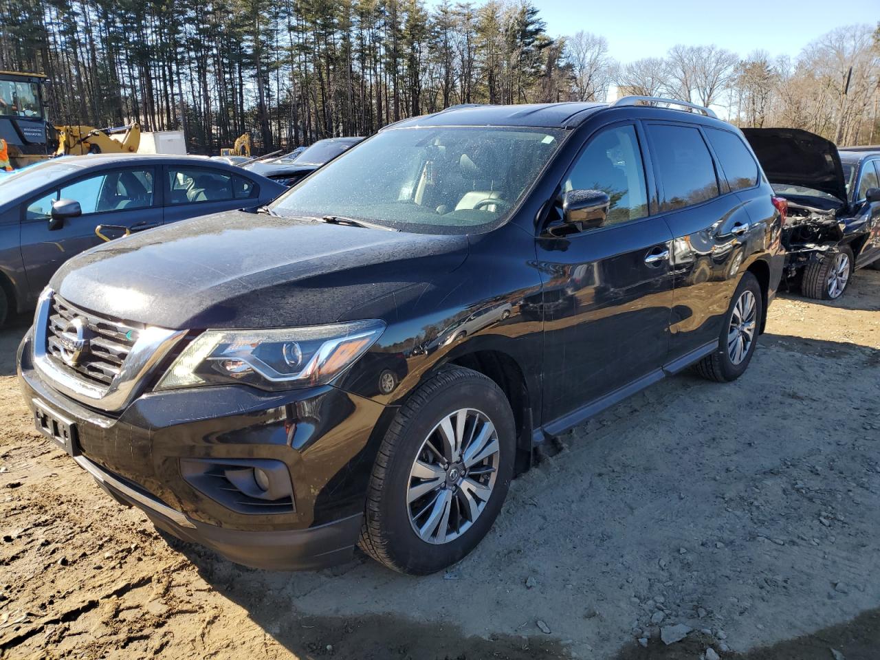 NISSAN PATHFINDER 2018 5n1dr2mm4jc625478