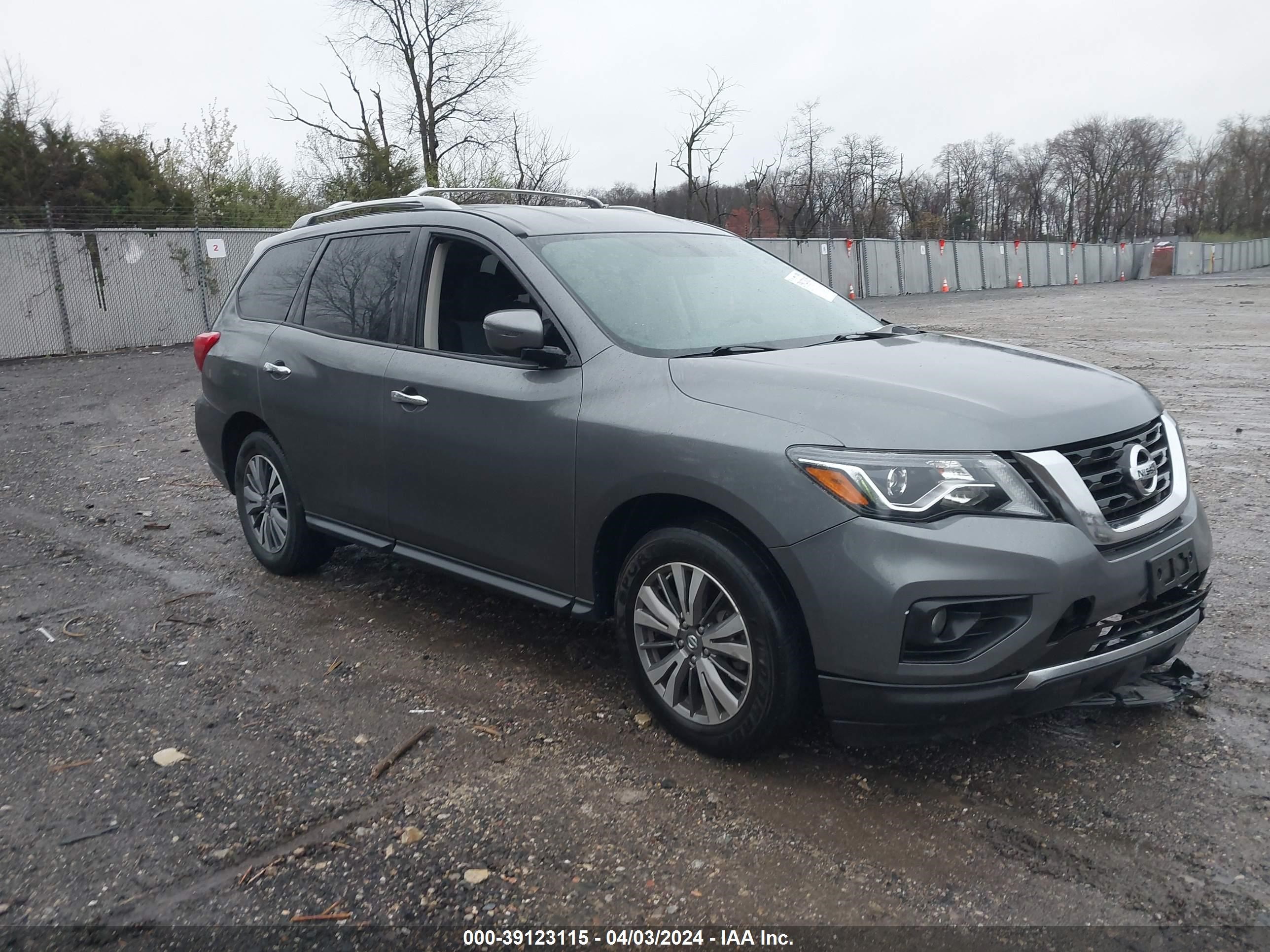 NISSAN PATHFINDER 2019 5n1dr2mm4kc587980