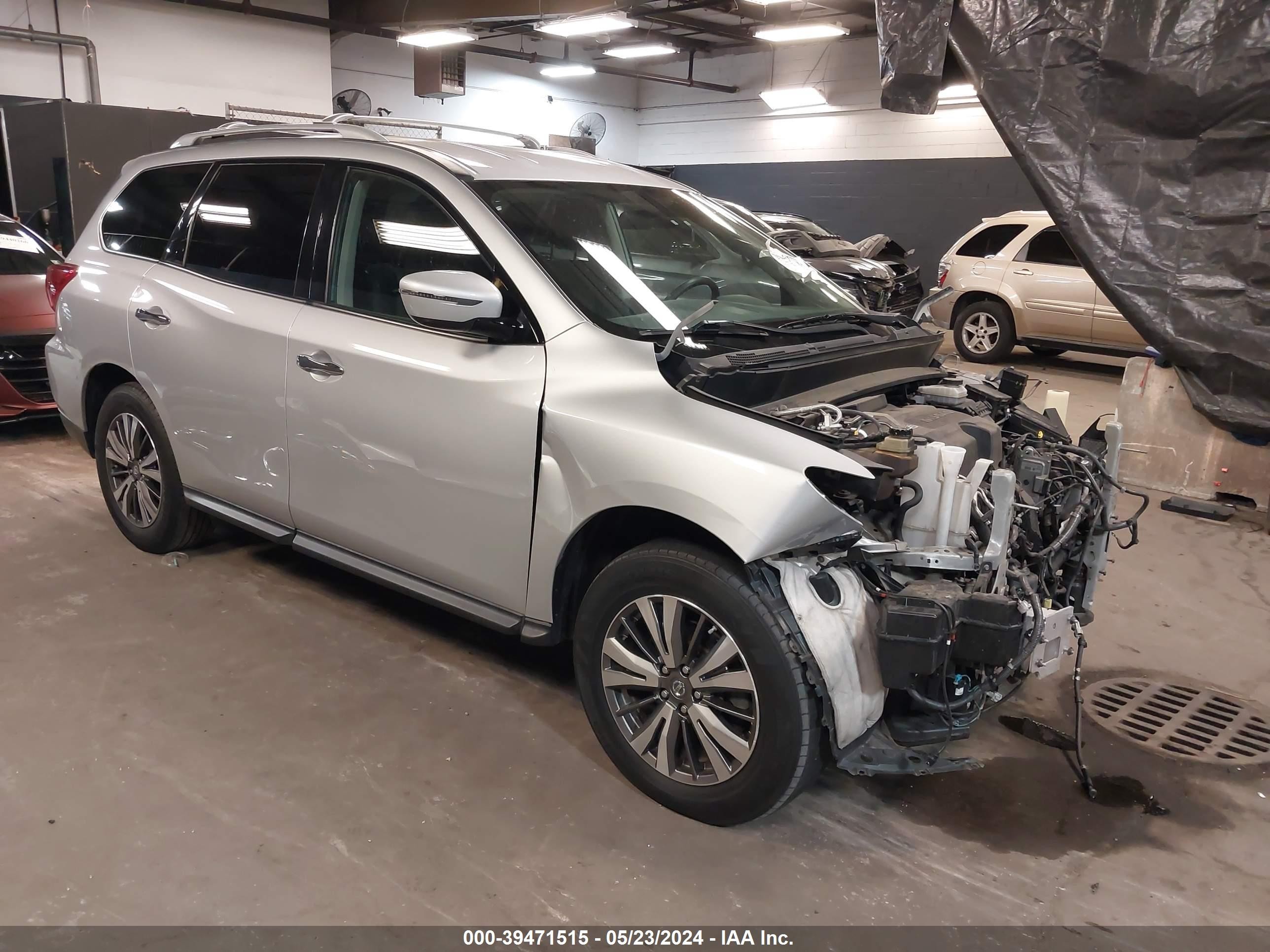 NISSAN PATHFINDER 2019 5n1dr2mm5kc592007