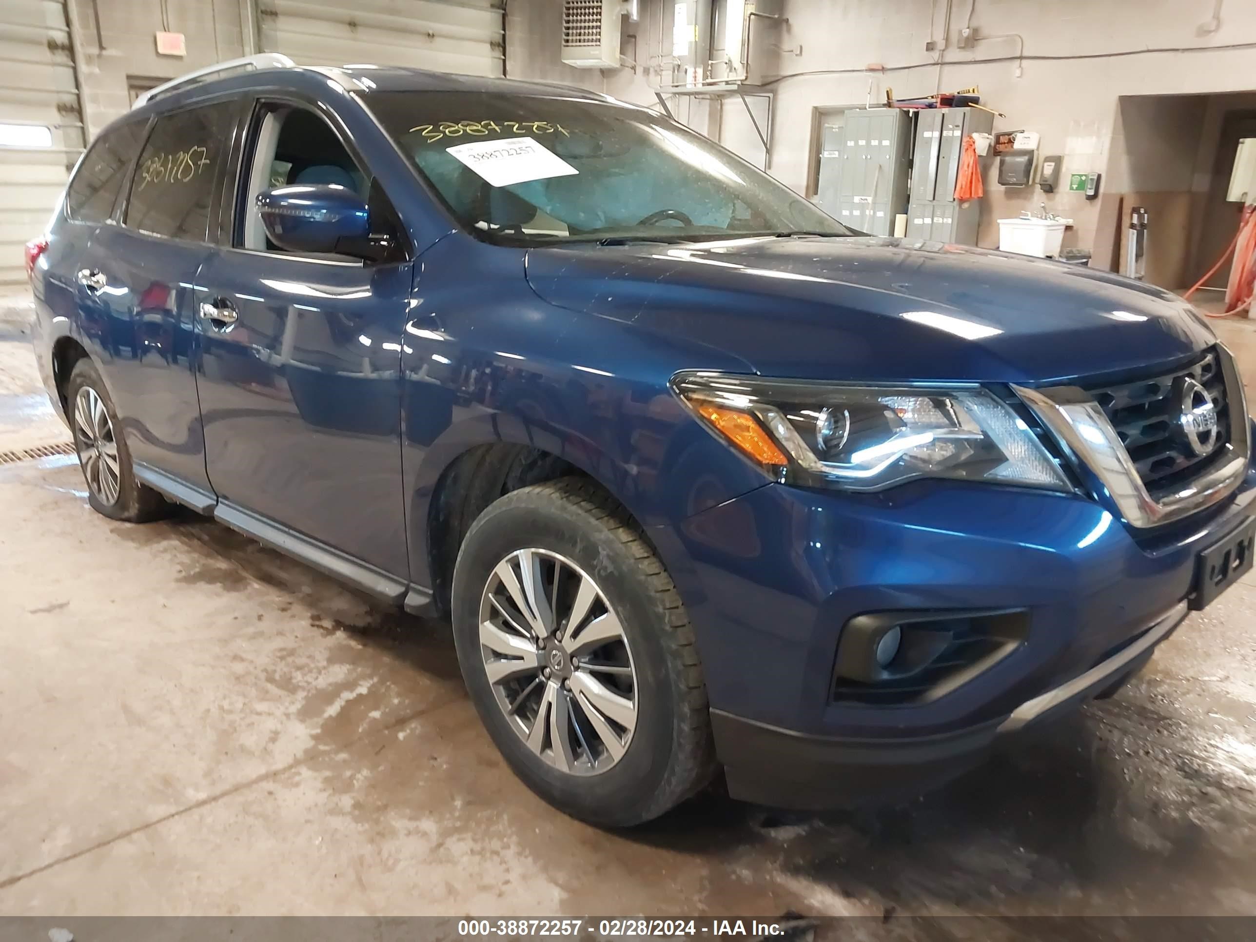 NISSAN PATHFINDER 2019 5n1dr2mm6kc624754