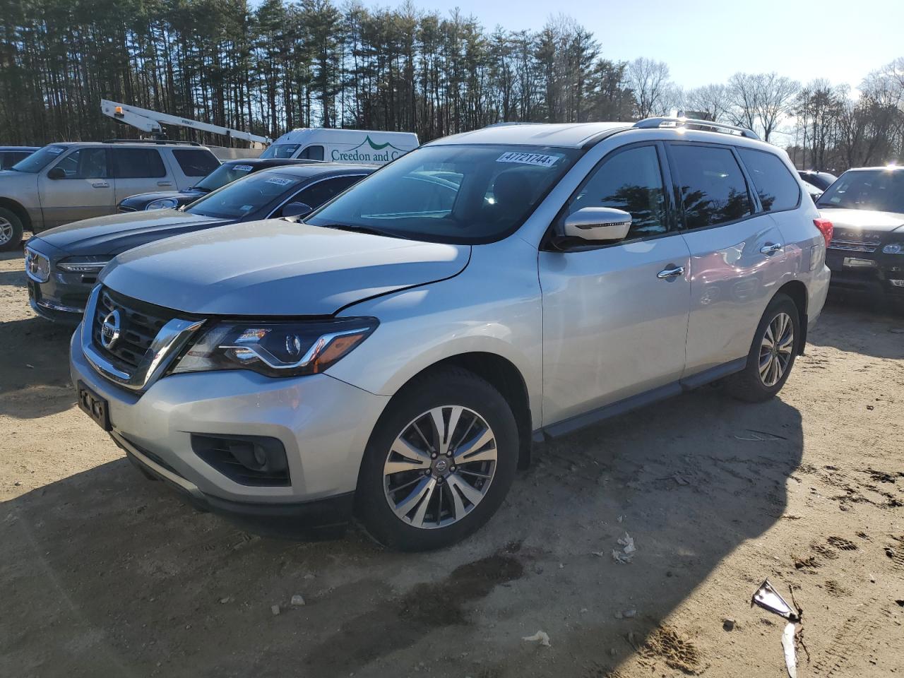 NISSAN PATHFINDER 2017 5n1dr2mm8hc686651