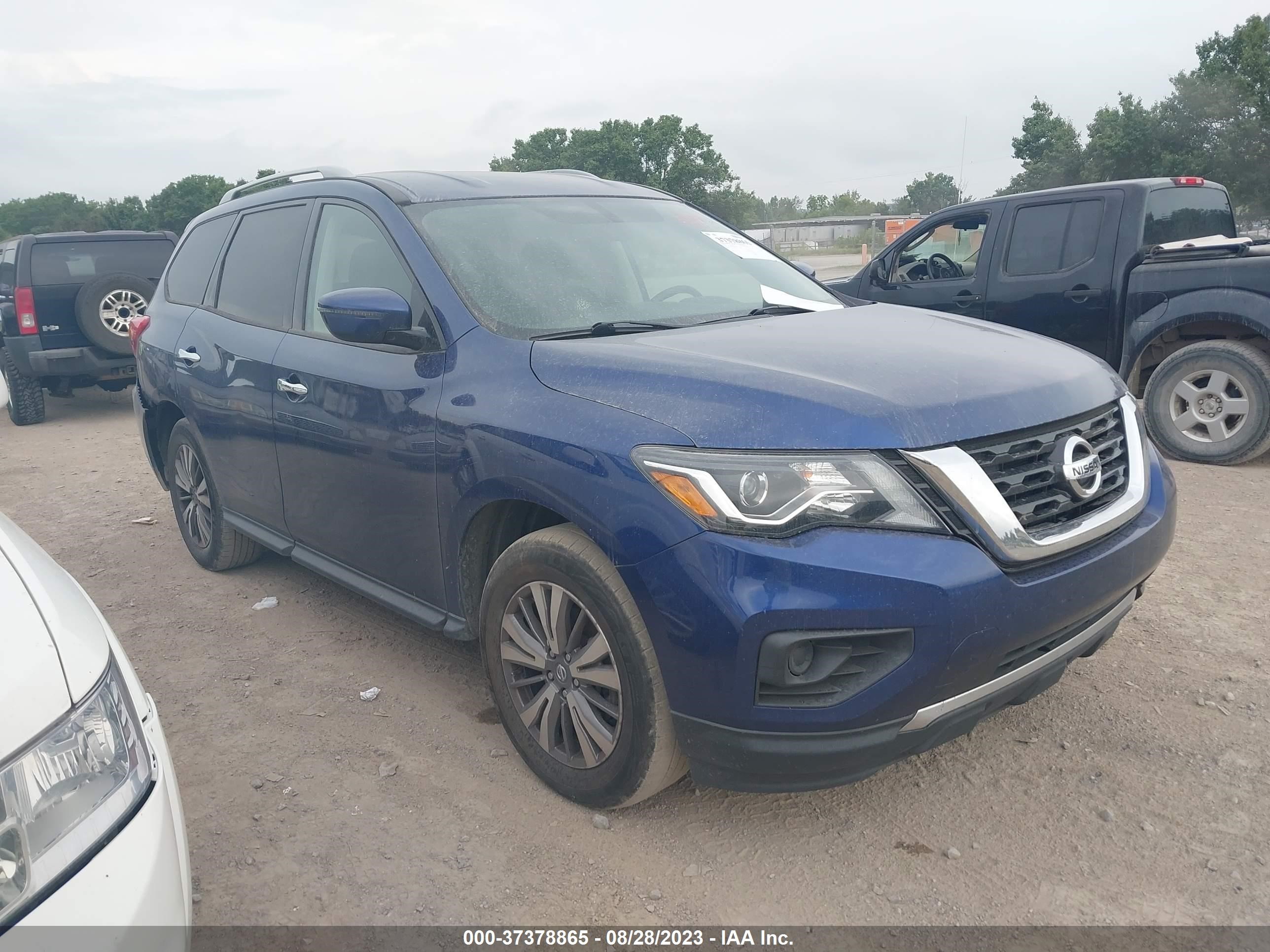 NISSAN PATHFINDER 2019 5n1dr2mm8kc643841