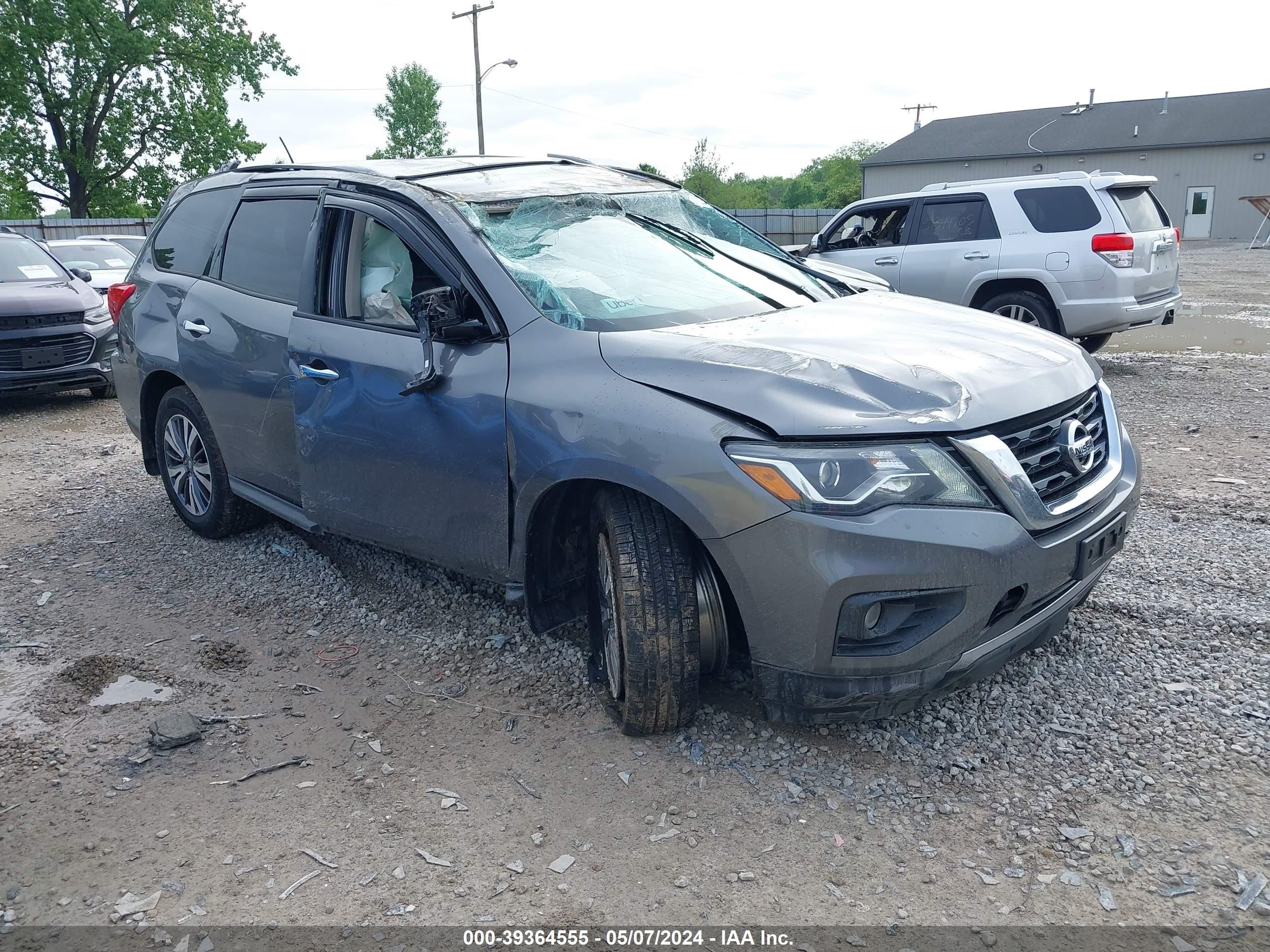 NISSAN PATHFINDER 2017 5n1dr2mm9hc636129