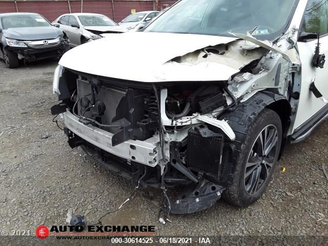 NISSAN PATHFINDER 2017 5n1dr2mm9hc694130