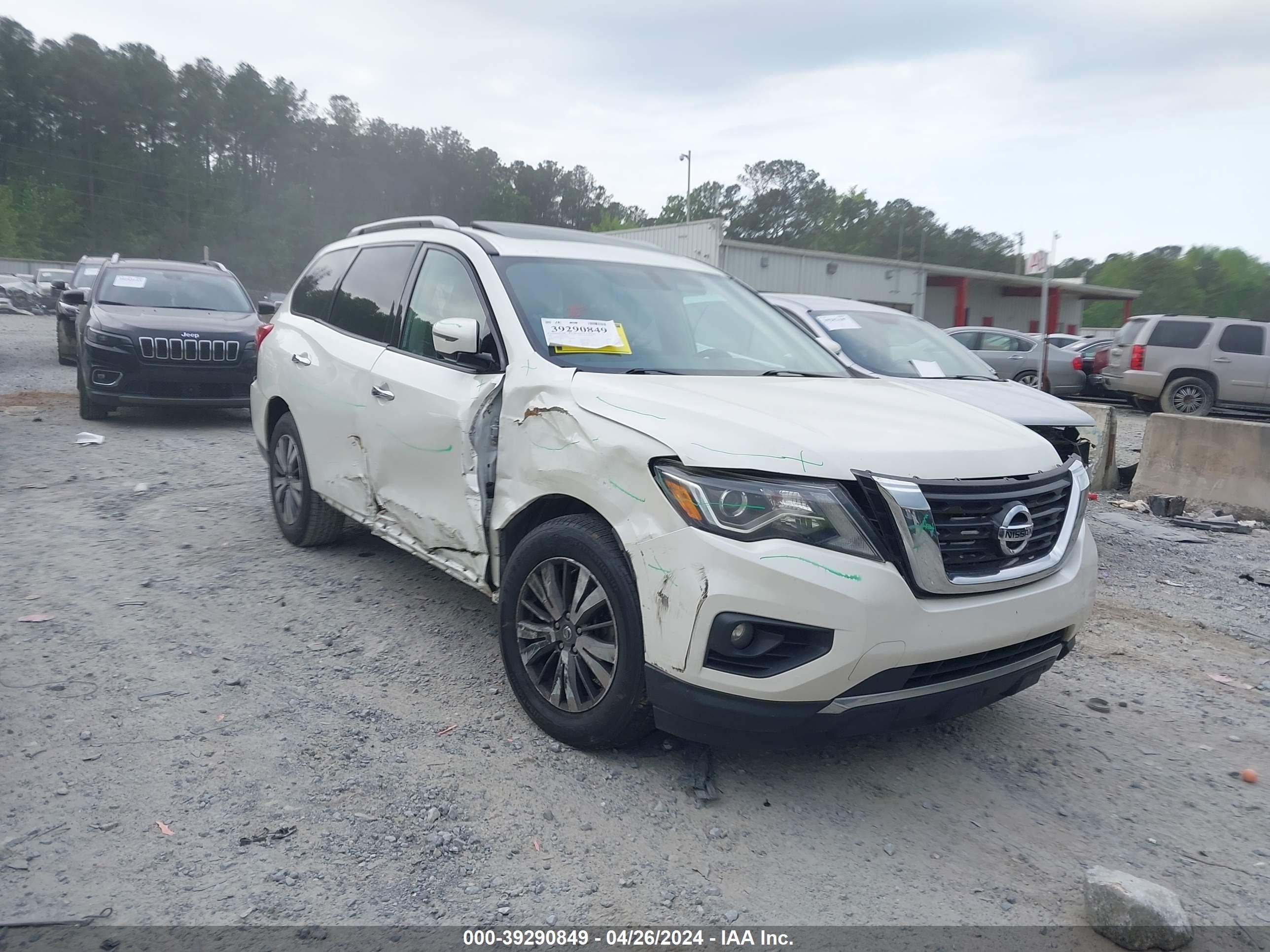 NISSAN PATHFINDER 2017 5n1dr2mm9hc902281