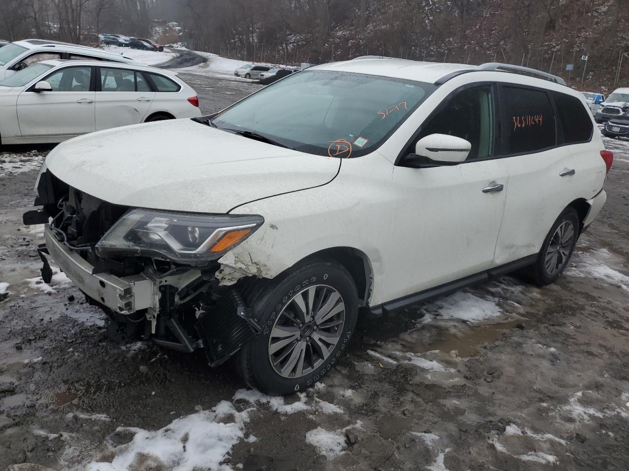 NISSAN PATHFINDER 2017 5n1dr2mm9hc906640