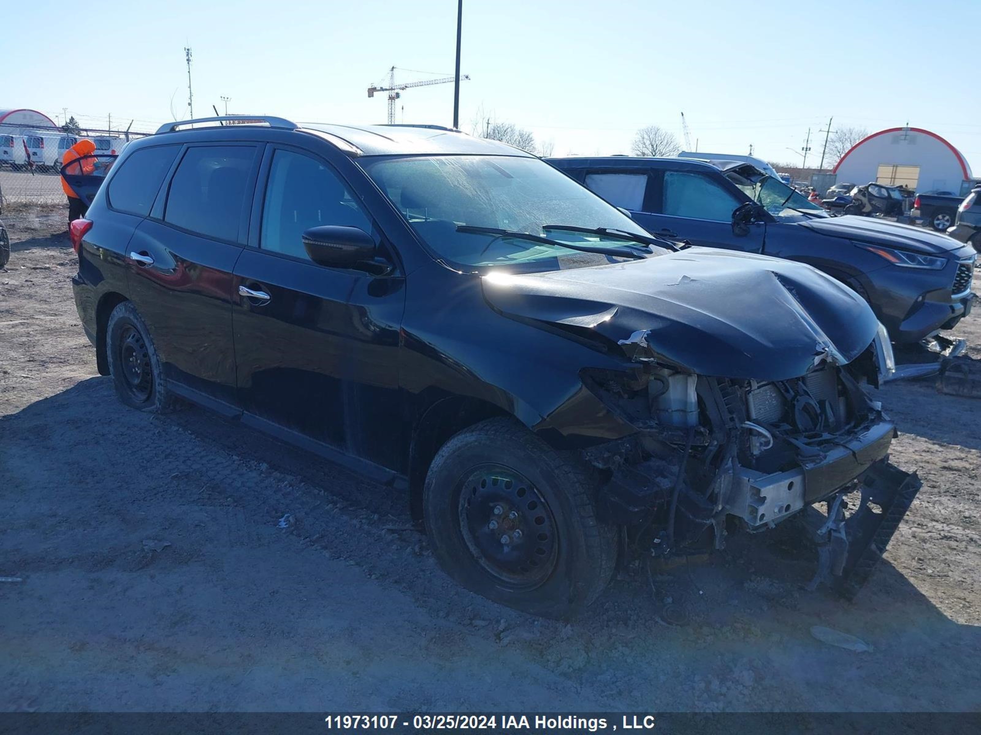 NISSAN PATHFINDER 2017 5n1dr2mmxhc645678