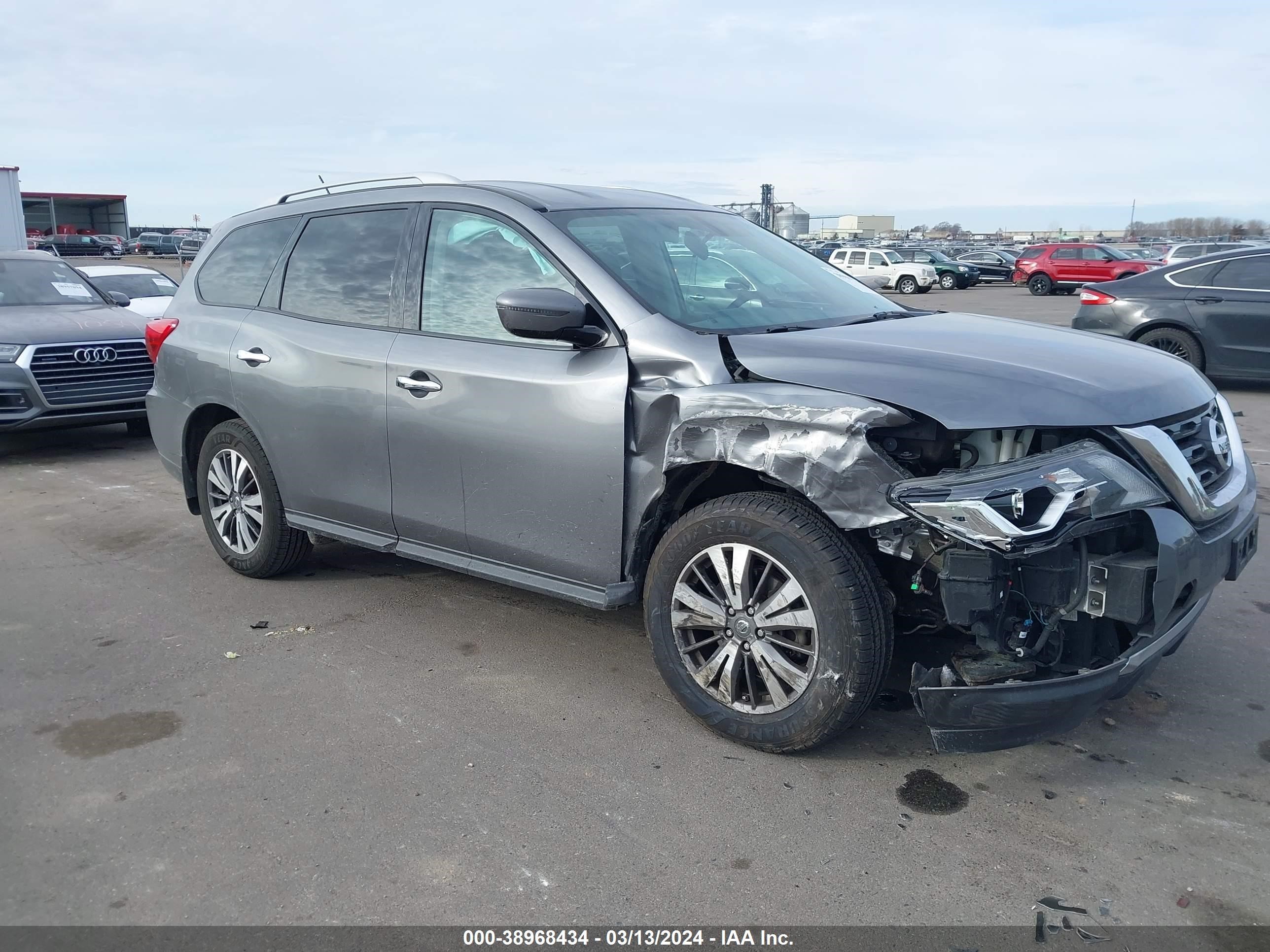 NISSAN PATHFINDER 2017 5n1dr2mmxhc660164