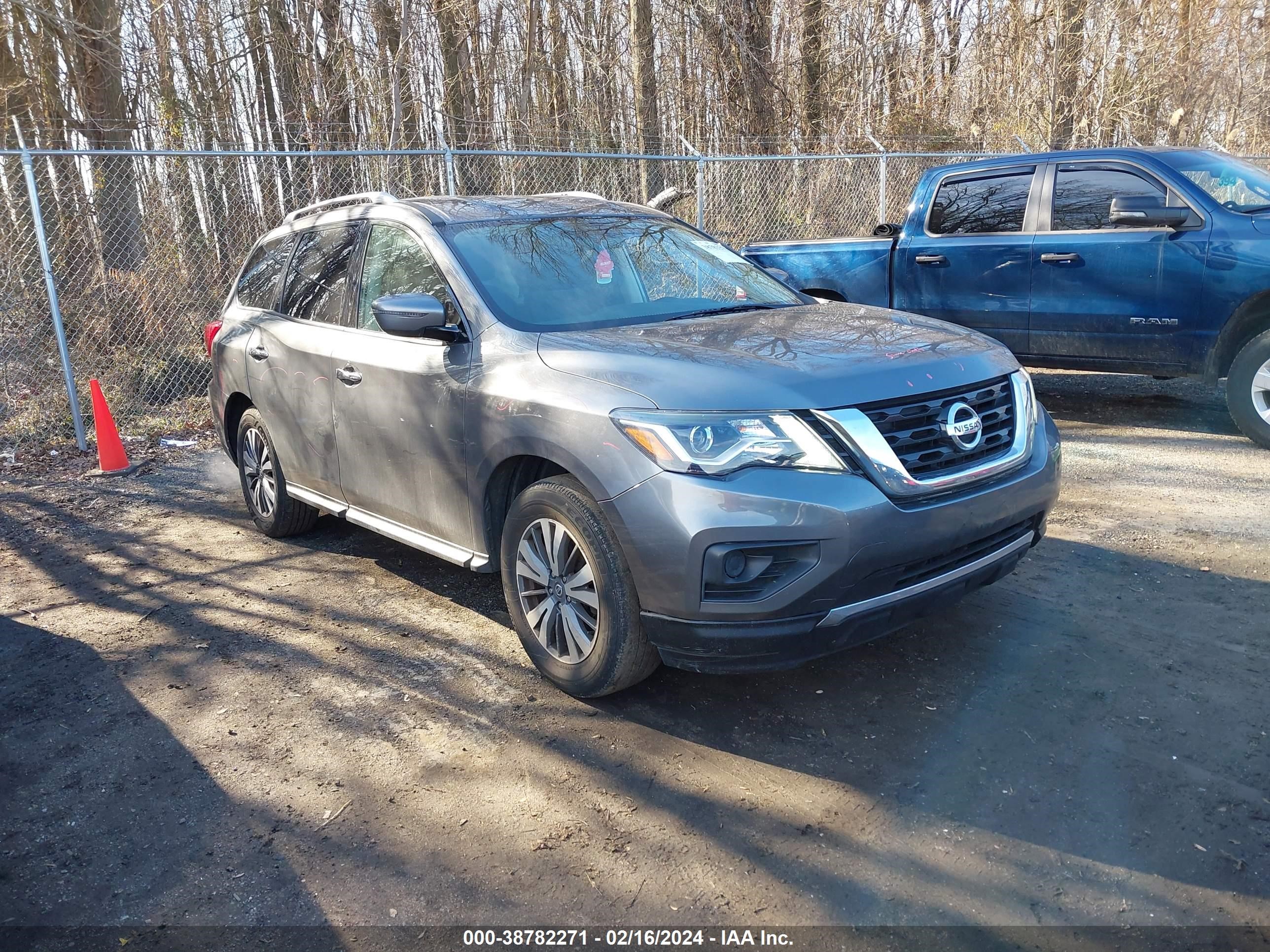 NISSAN PATHFINDER 2019 5n1dr2mmxkc589362