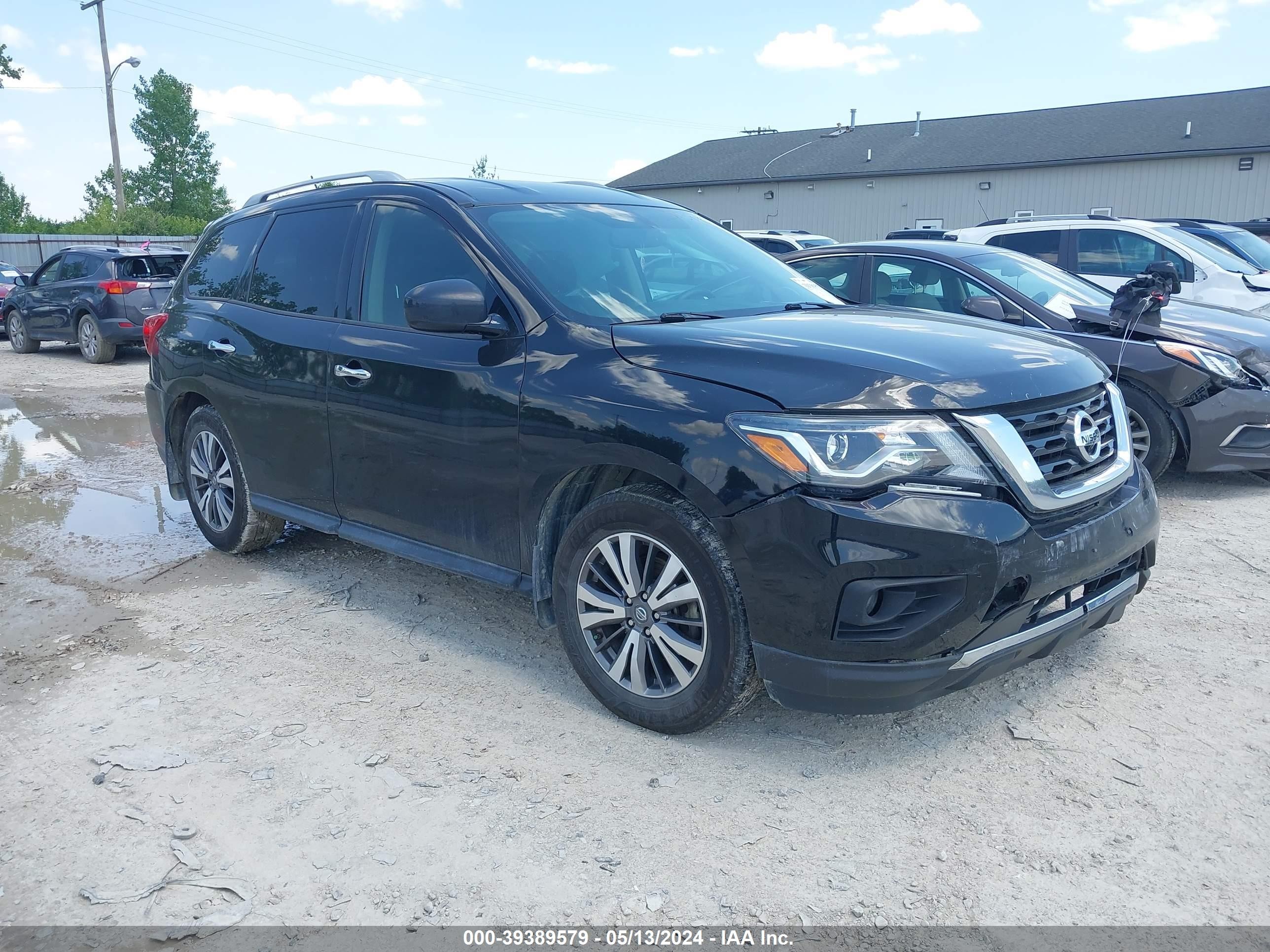 NISSAN PATHFINDER 2017 5n1dr2mn0hc615825