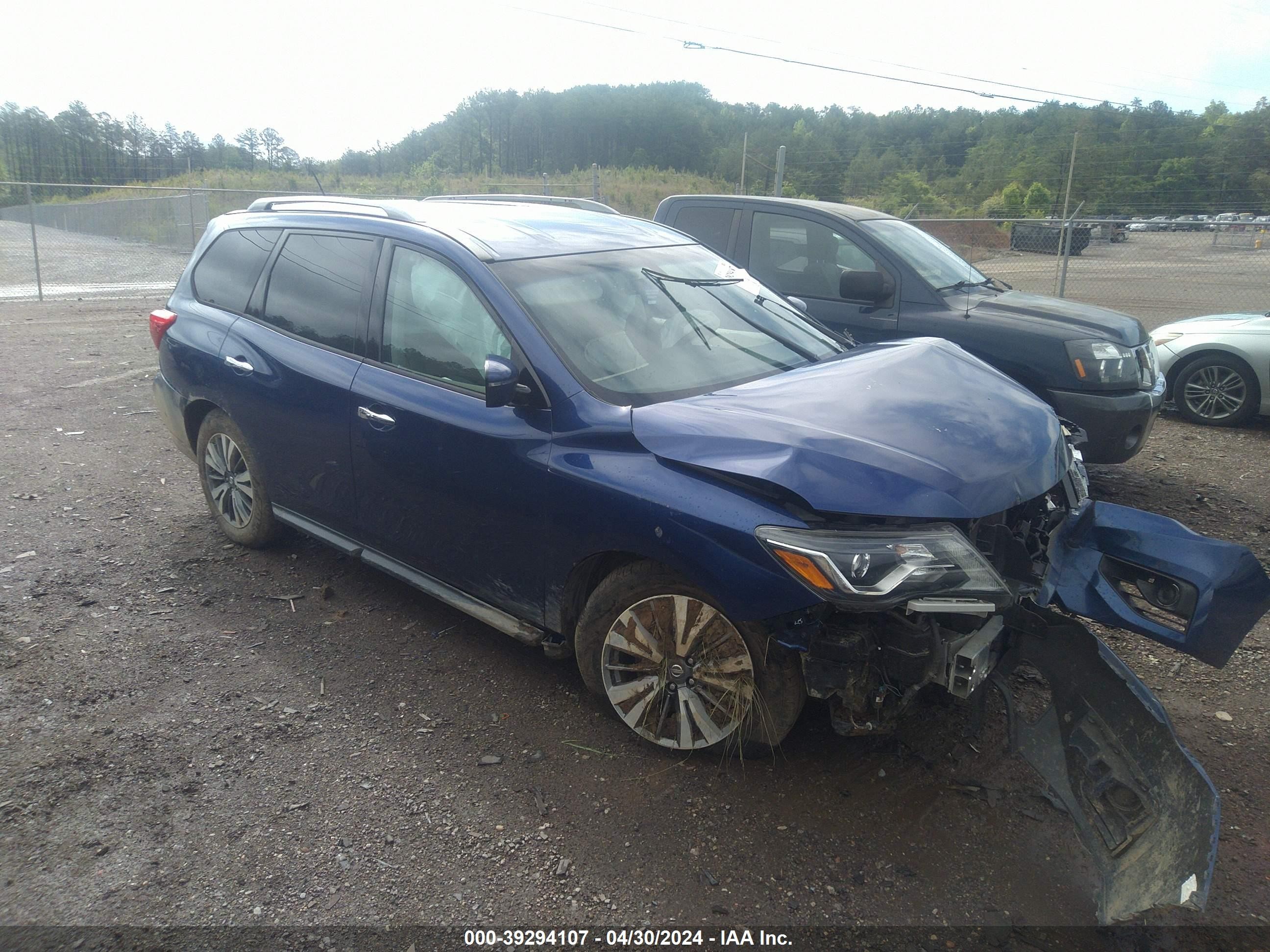 NISSAN PATHFINDER 2017 5n1dr2mn0hc624993