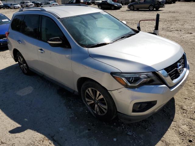 NISSAN PATHFINDER 2017 5n1dr2mn0hc650008