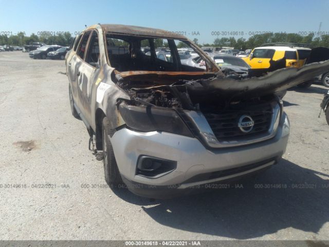 NISSAN PATHFINDER 2017 5n1dr2mn0hc682425