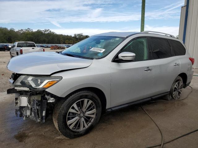 NISSAN PATHFINDER 2017 5n1dr2mn0hc696521