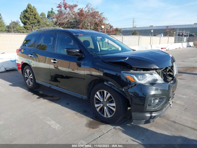 NISSAN PATHFINDER 2018 5n1dr2mn0jc602627