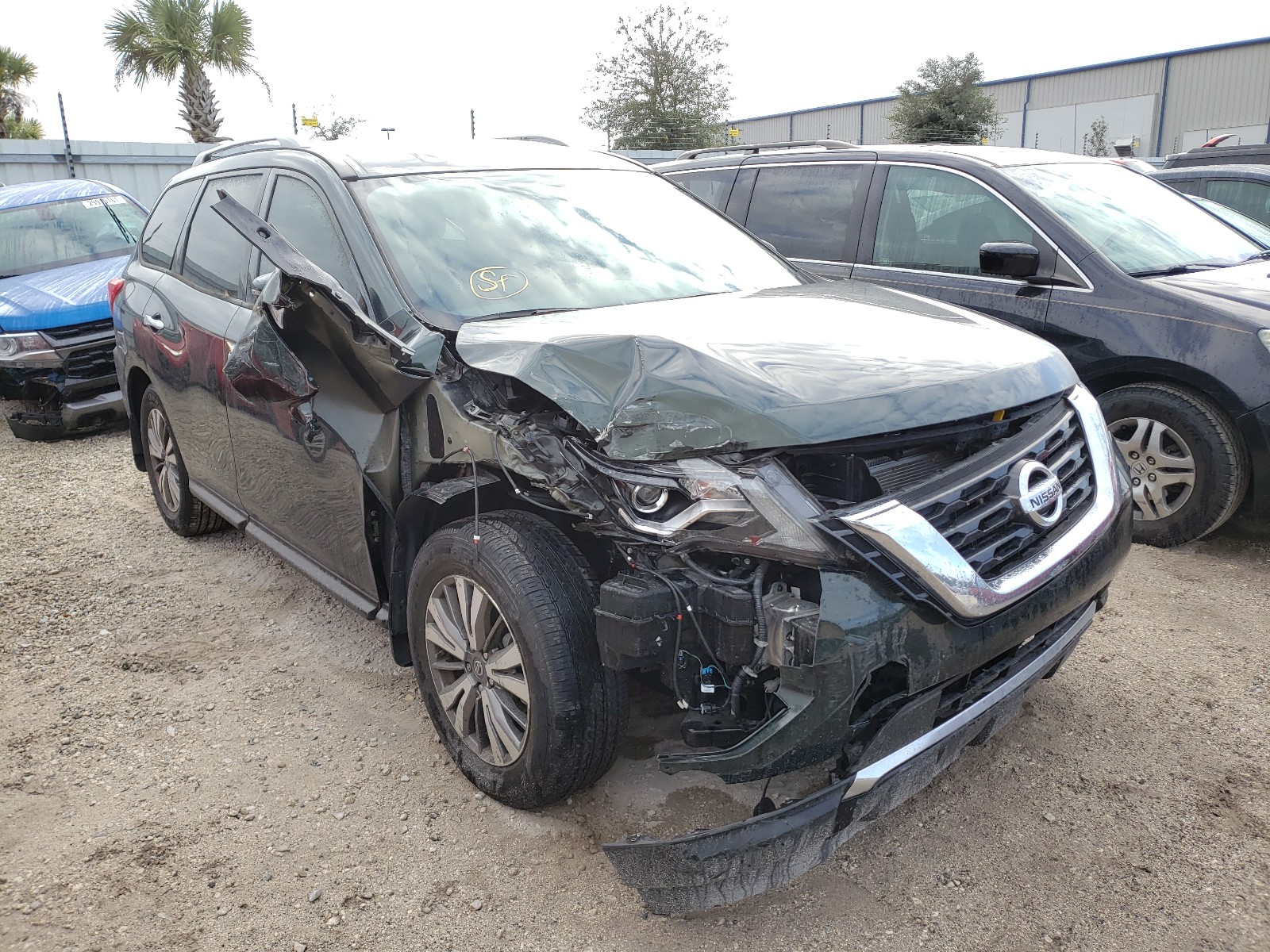 NISSAN PATHFINDER 2019 5n1dr2mn0kc597060