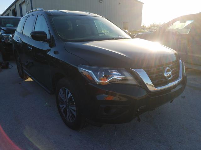 NISSAN PATHFINDER 2017 5n1dr2mn1hc601710