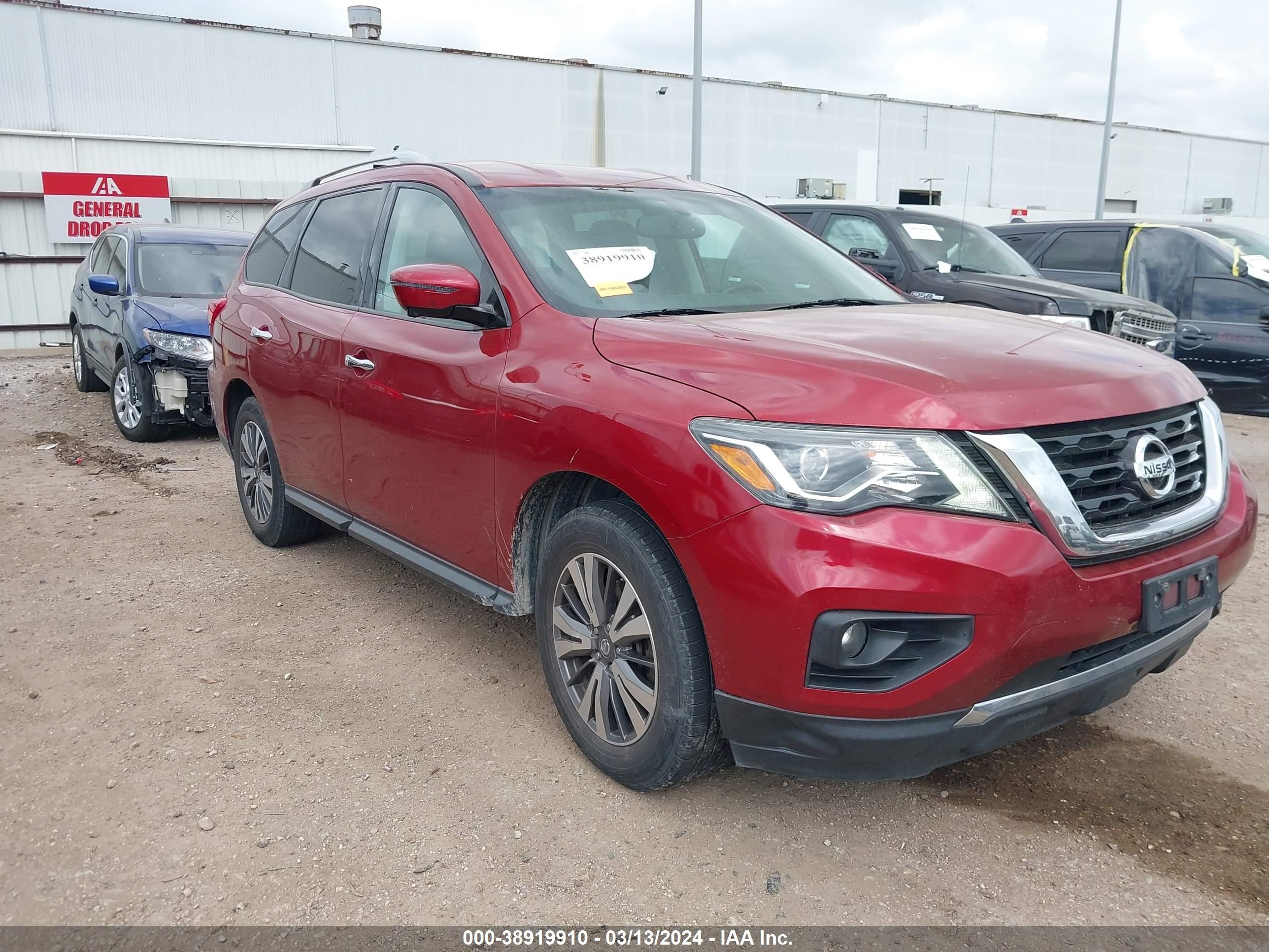 NISSAN PATHFINDER 2017 5n1dr2mn1hc624646