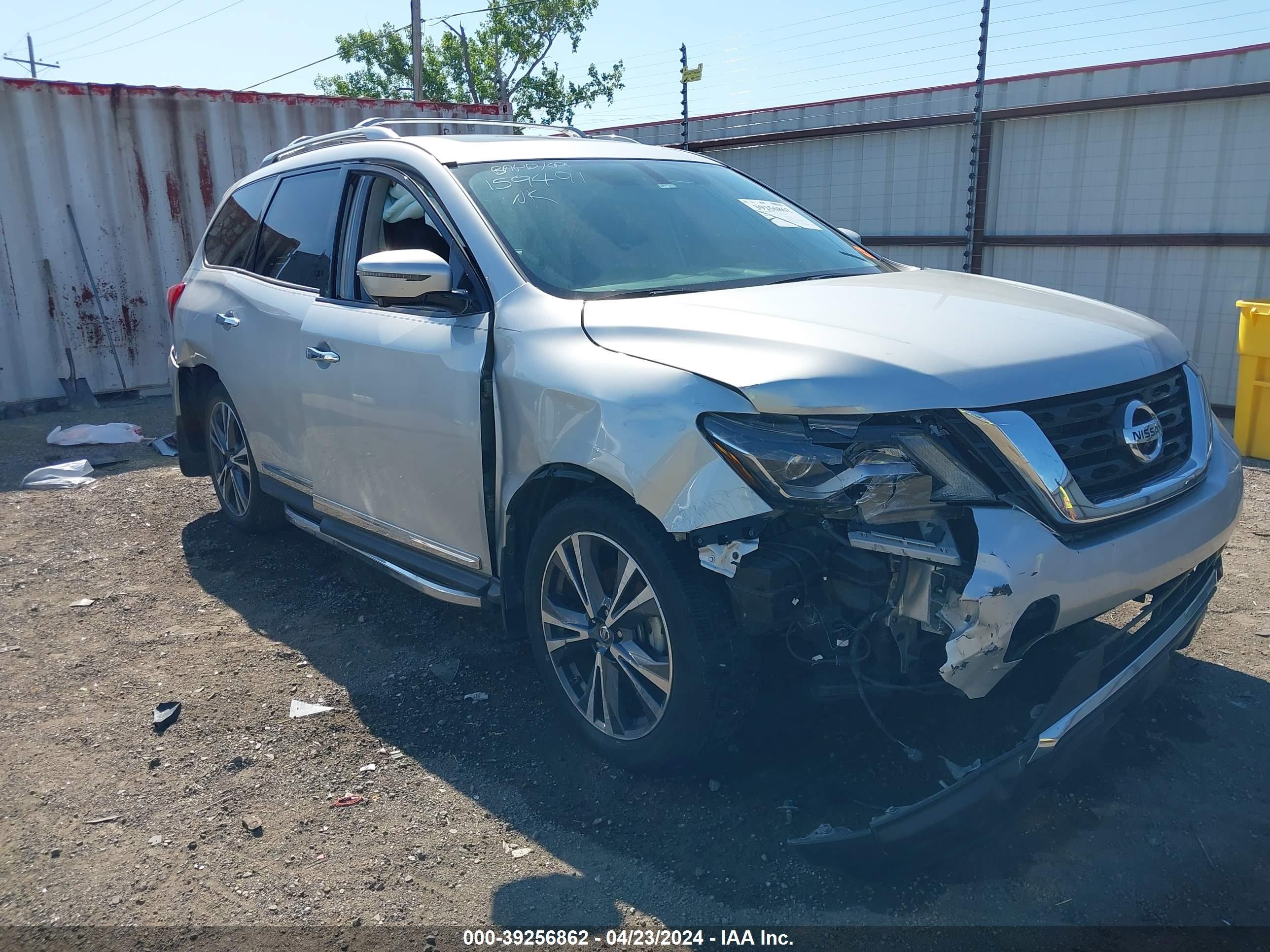 NISSAN PATHFINDER 2017 5n1dr2mn1hc901232