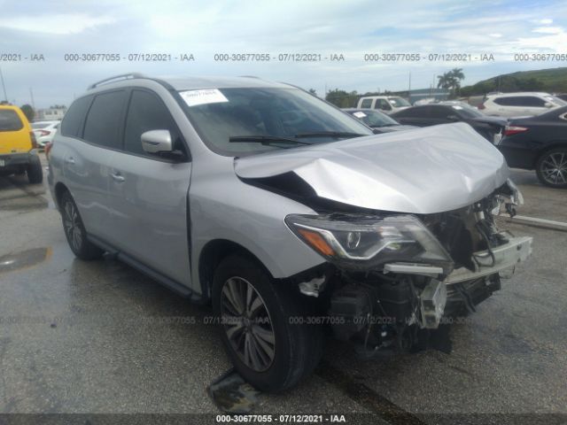 NISSAN PATHFINDER 2017 5n1dr2mn2hc673547