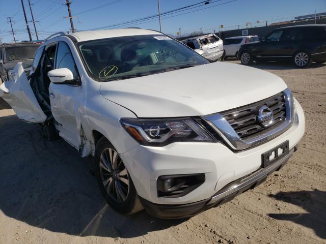 NISSAN PATHFINDER 2017 5n1dr2mn3hc653825