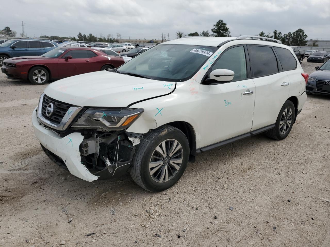 NISSAN PATHFINDER 2019 5n1dr2mn3kc630312