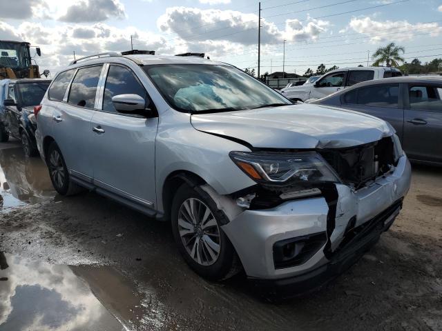 NISSAN PATHFINDER 2018 5n1dr2mn4jc635100