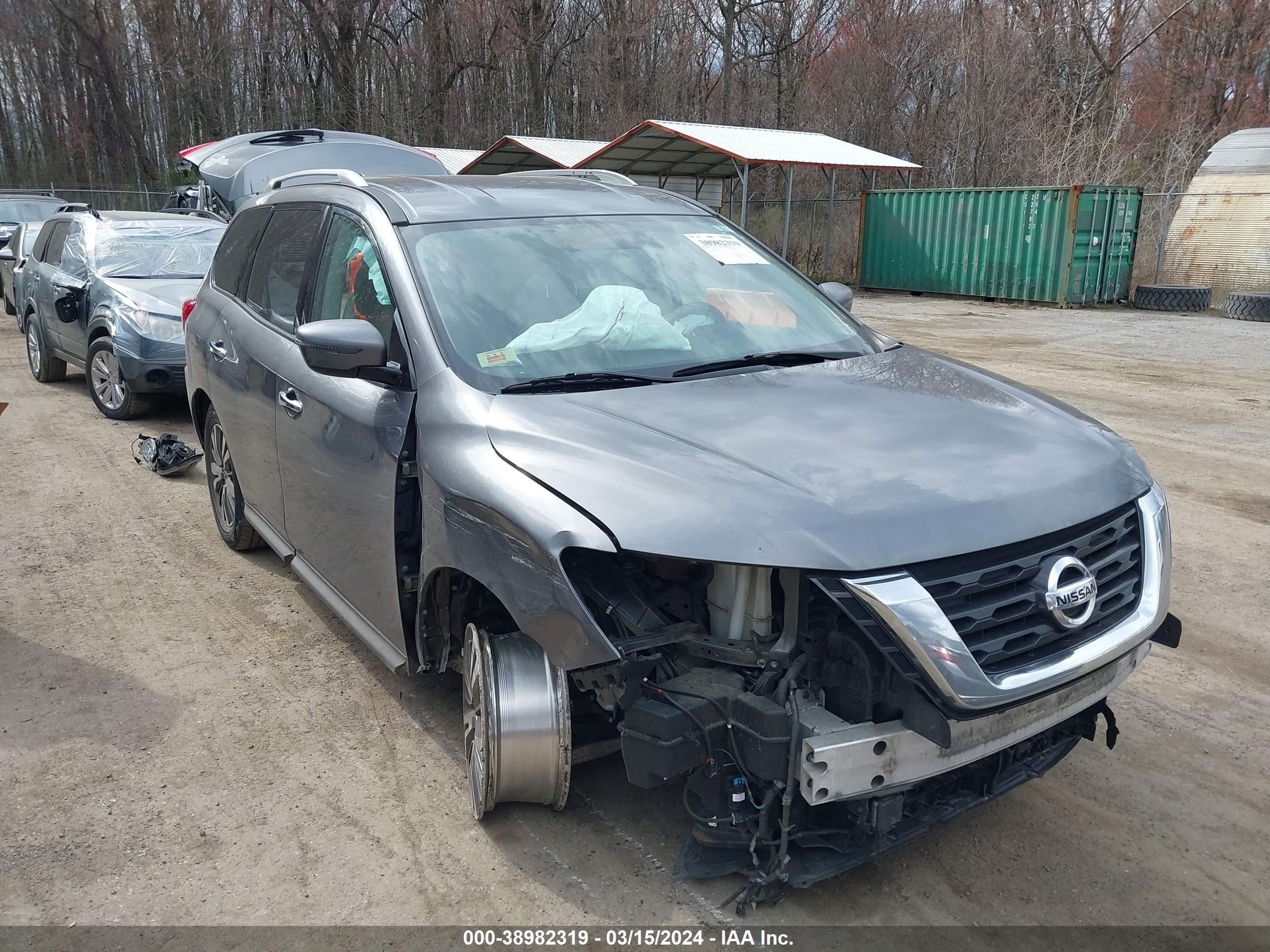 NISSAN PATHFINDER 2019 5n1dr2mn4kc612448