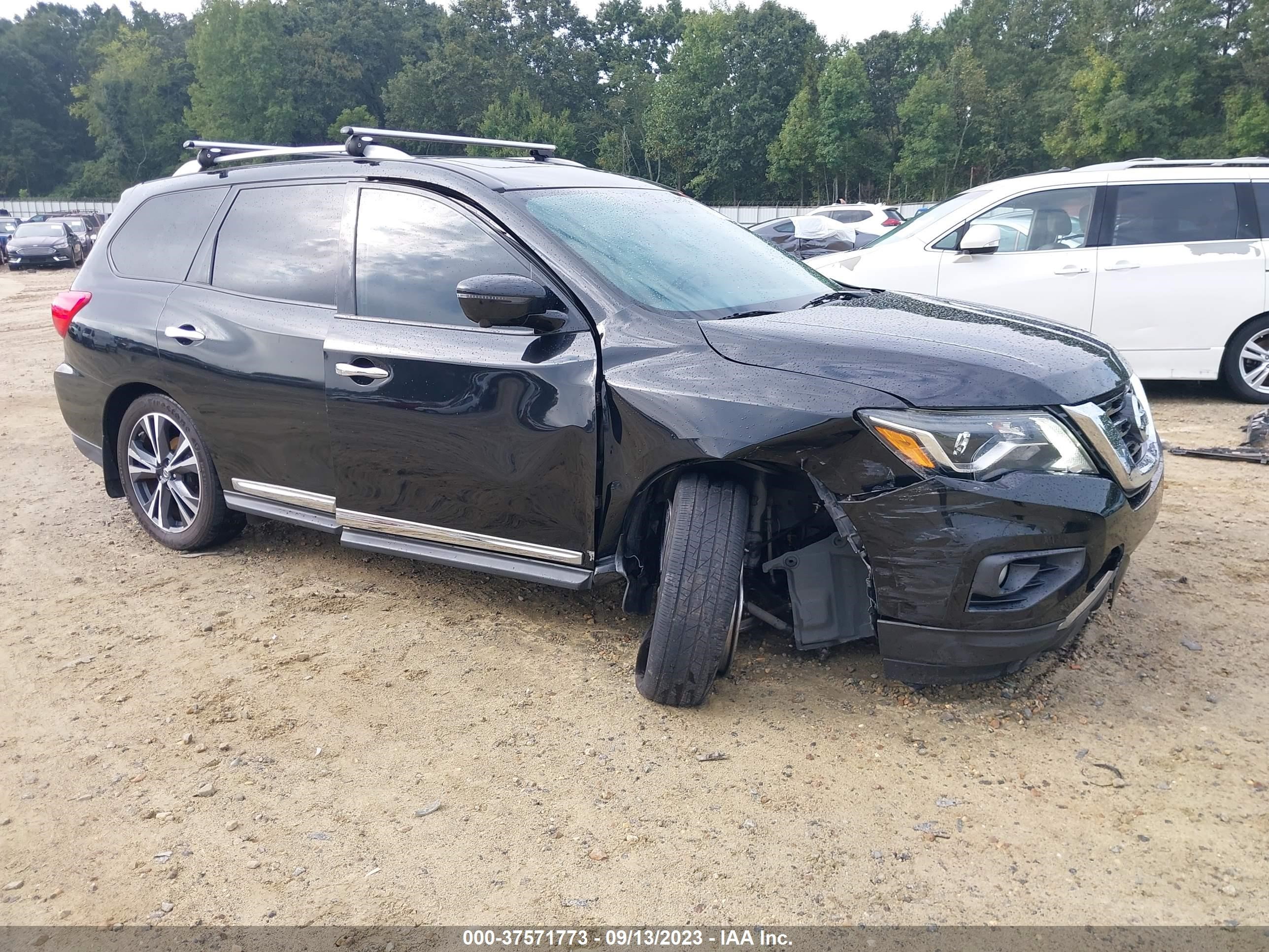 NISSAN PATHFINDER 2017 5n1dr2mn5hc602889