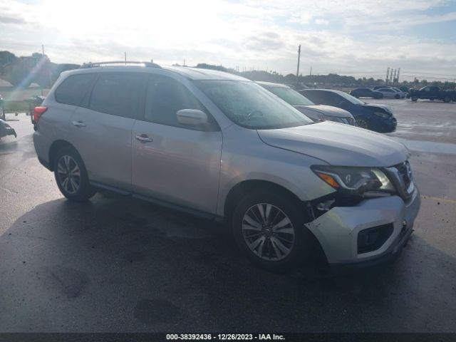 NISSAN PATHFINDER 2017 5n1dr2mn5hc624164