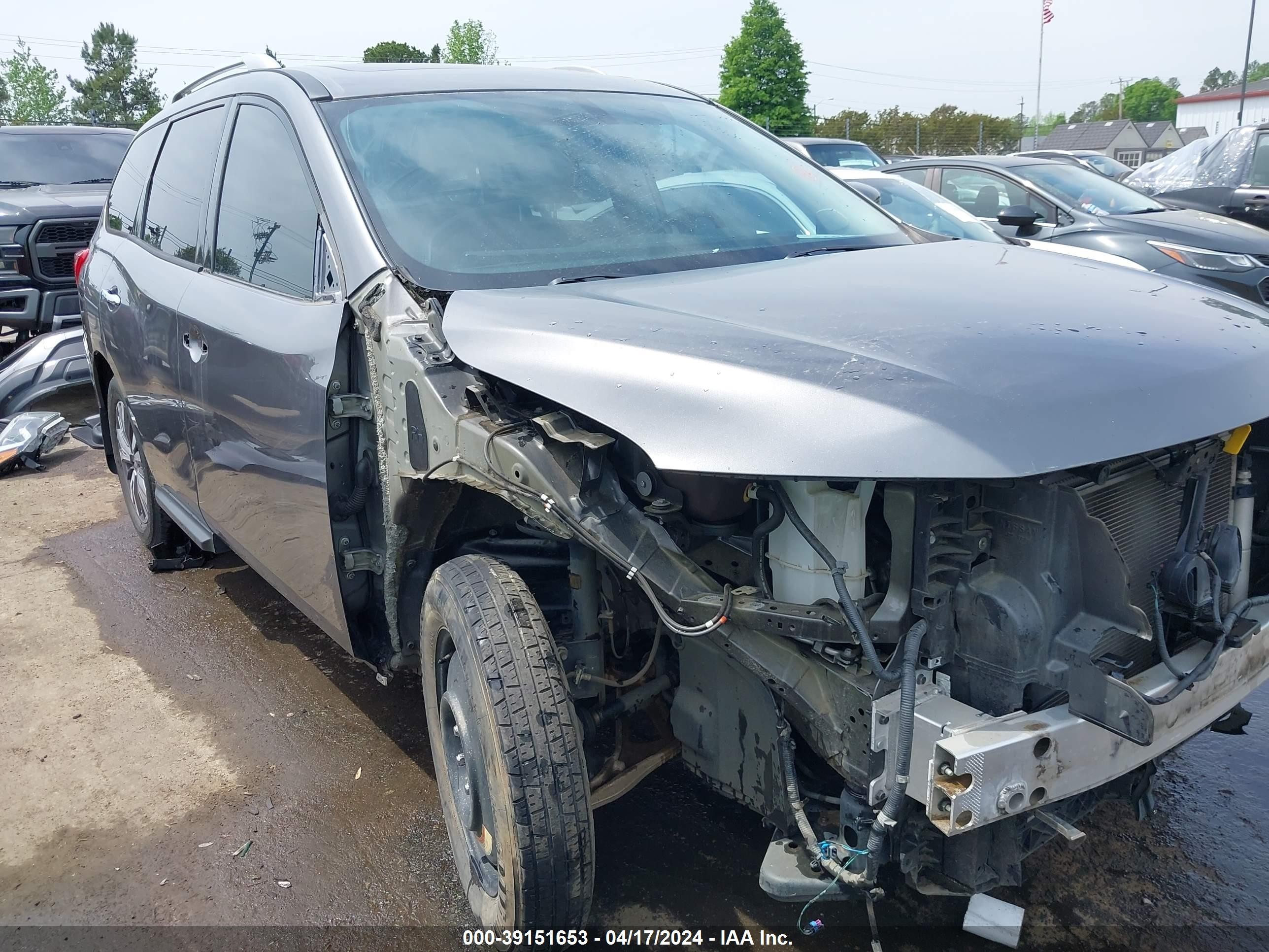 NISSAN PATHFINDER 2017 5n1dr2mn5hc669203