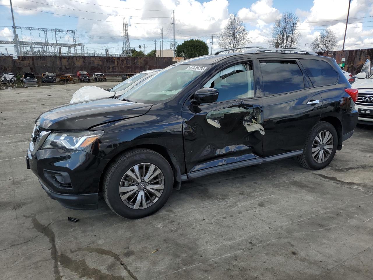 NISSAN PATHFINDER 2019 5n1dr2mn5kc602687