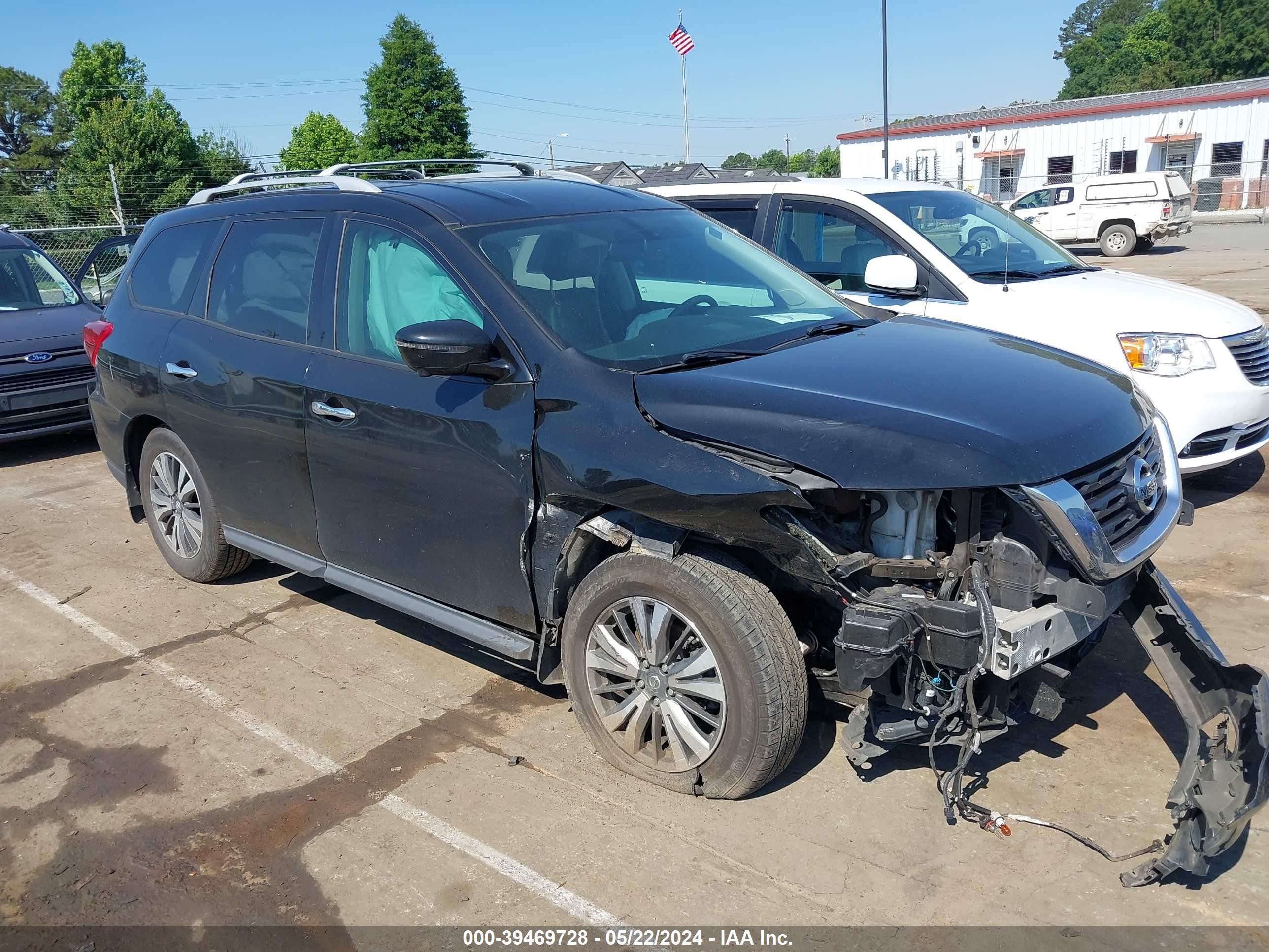 NISSAN PATHFINDER 2017 5n1dr2mn6hc618972