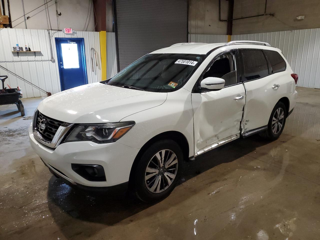 NISSAN PATHFINDER 2017 5n1dr2mn6hc664351