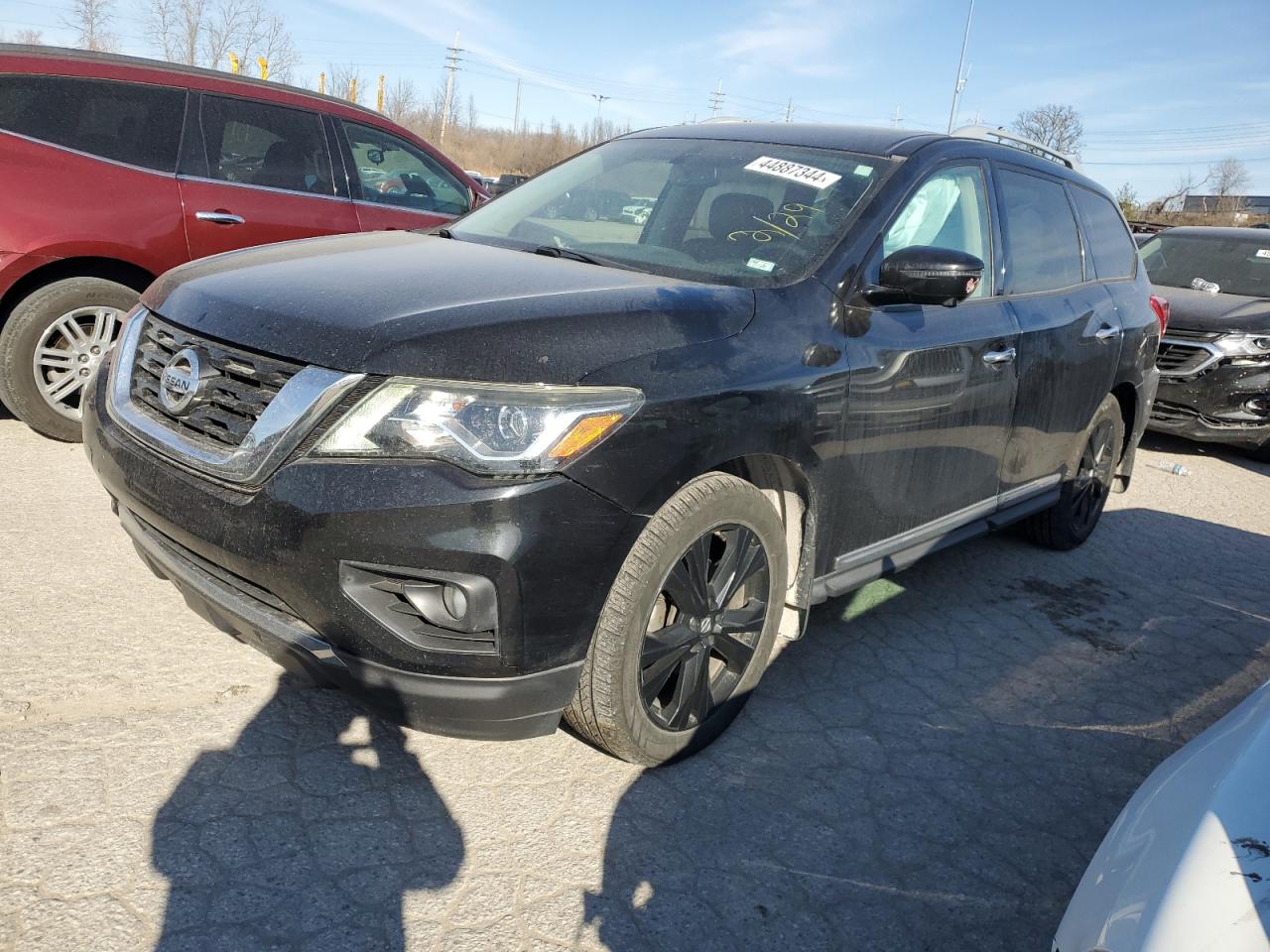 NISSAN PATHFINDER 2017 5n1dr2mn6hc669873