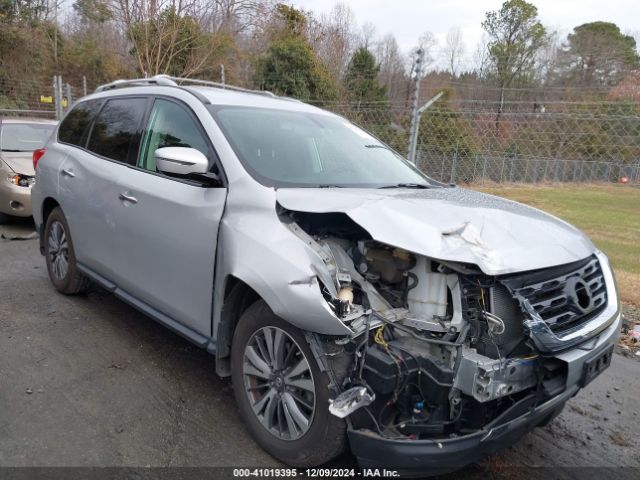 NISSAN PATHFINDER 2017 5n1dr2mn7hc622433