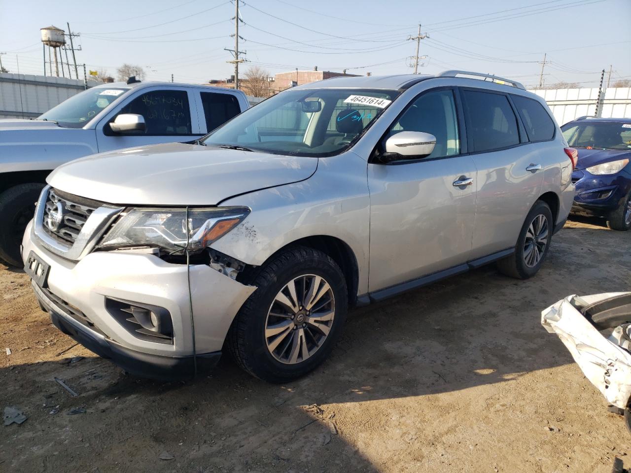 NISSAN PATHFINDER 2017 5n1dr2mn7hc662530