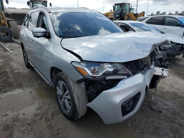 NISSAN PATHFINDER 2017 5n1dr2mn8hc625129