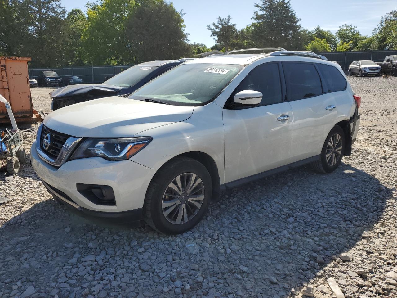 NISSAN PATHFINDER 2017 5n1dr2mn8hc644313