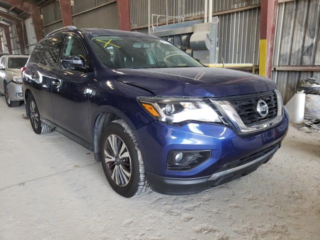 NISSAN PATHFINDER 2017 5n1dr2mn8hc668353