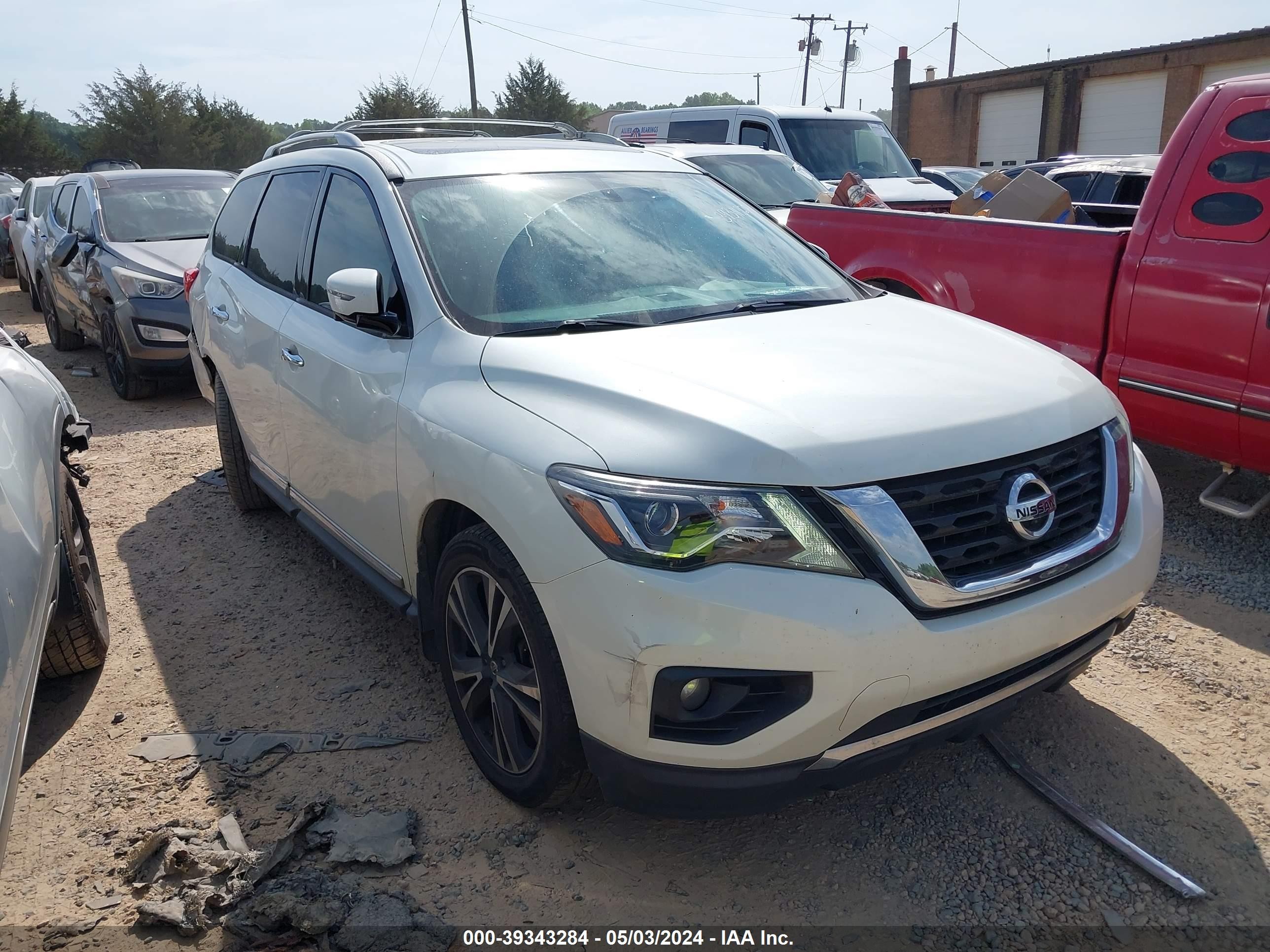 NISSAN PATHFINDER 2017 5n1dr2mn8hc676064