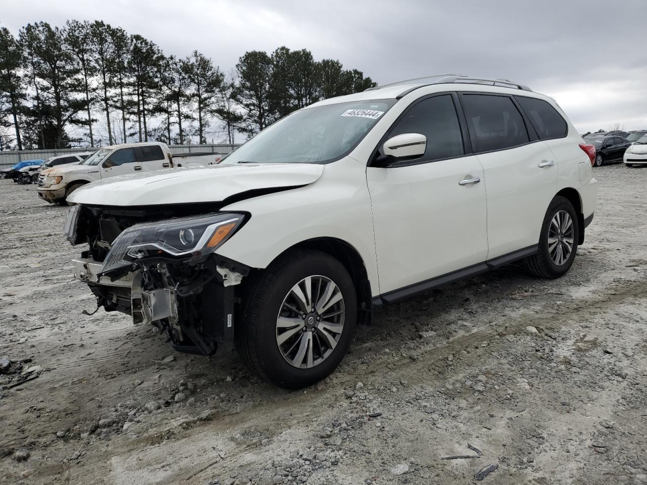 NISSAN PATHFINDER 2018 5n1dr2mn8jc666687