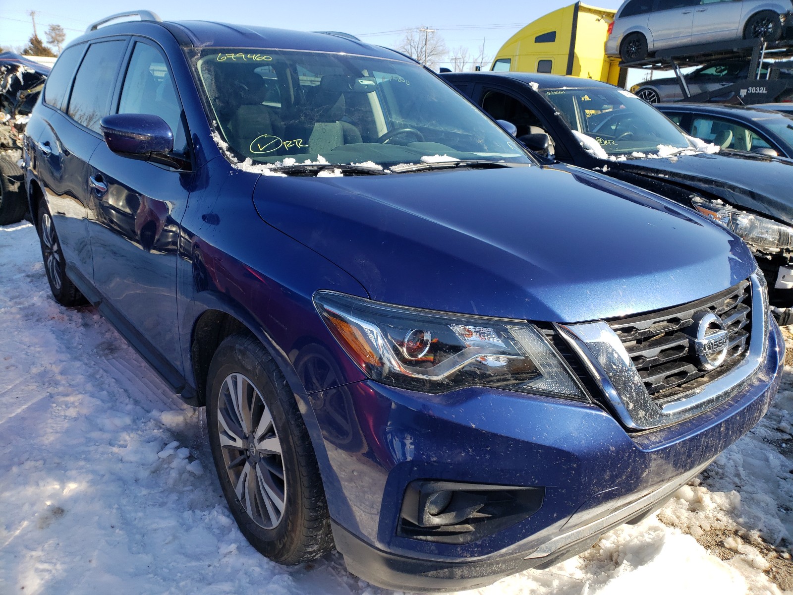 NISSAN PATHFINDER 2017 5n1dr2mn9hc679460