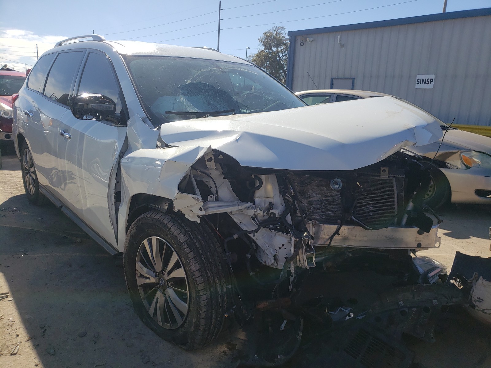 NISSAN PATHFINDER 2018 5n1dr2mn9jc623735