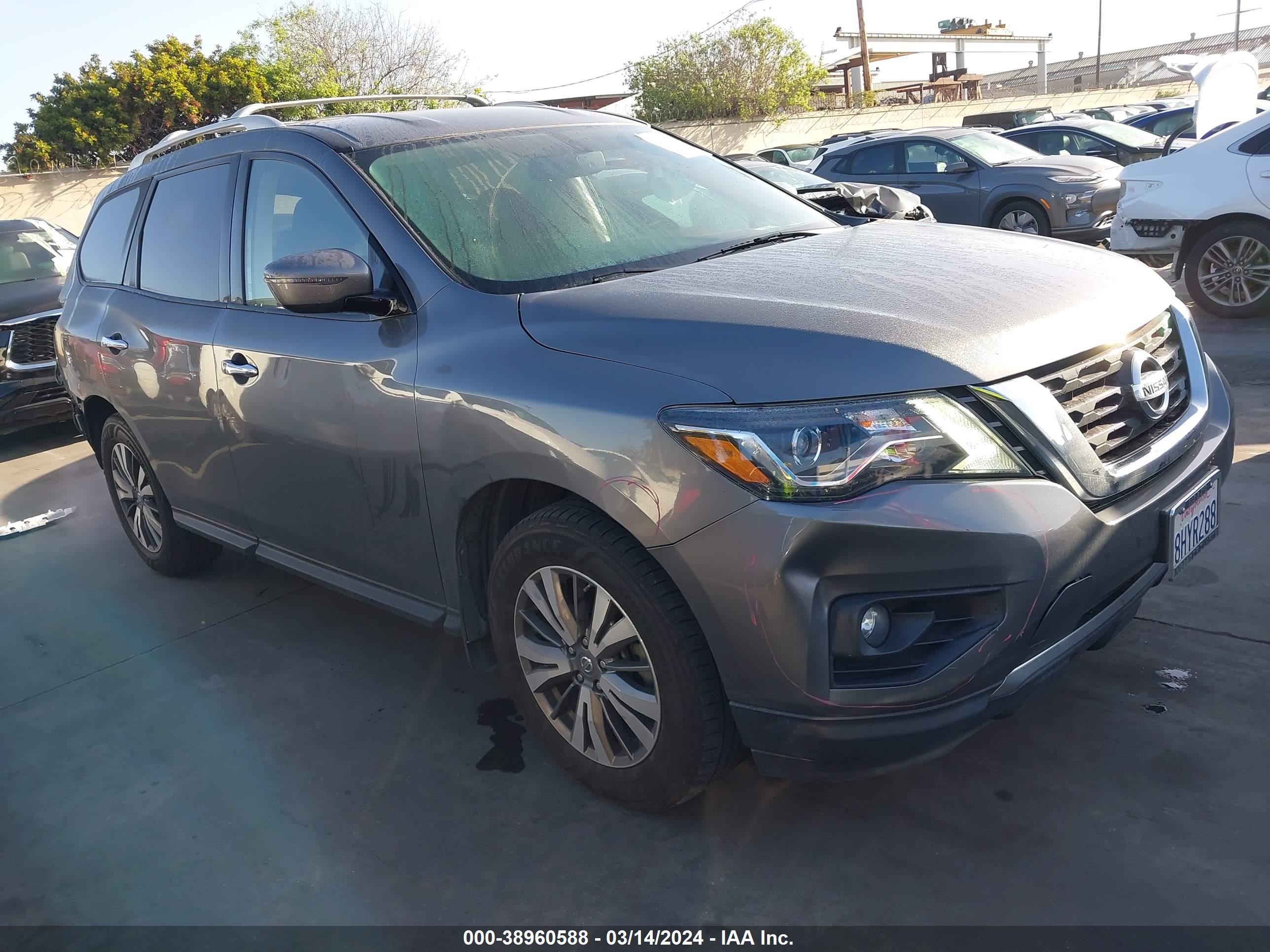 NISSAN PATHFINDER 2019 5n1dr2mn9kc588308