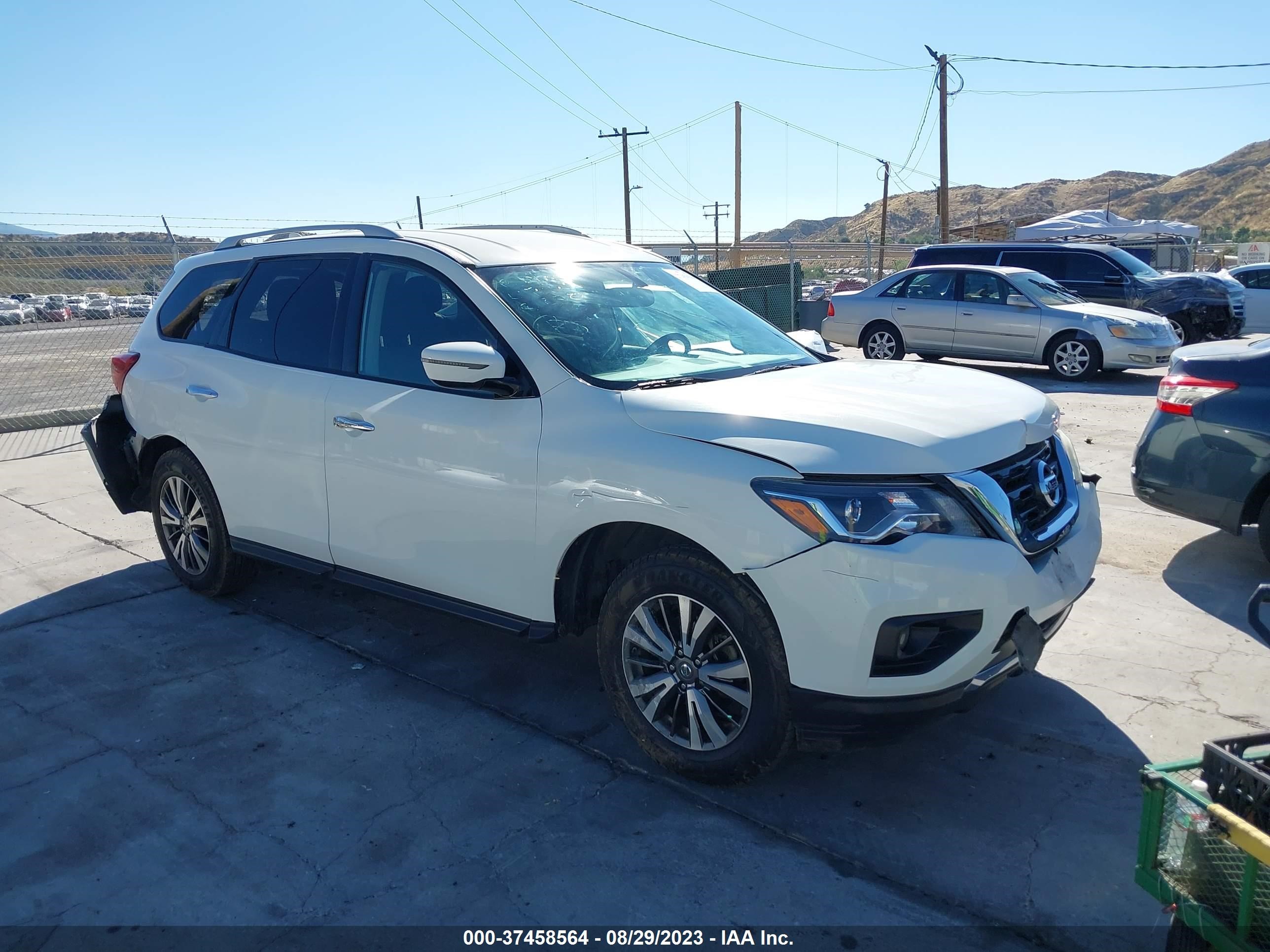 NISSAN PATHFINDER 2019 5n1dr2mn9kc596084