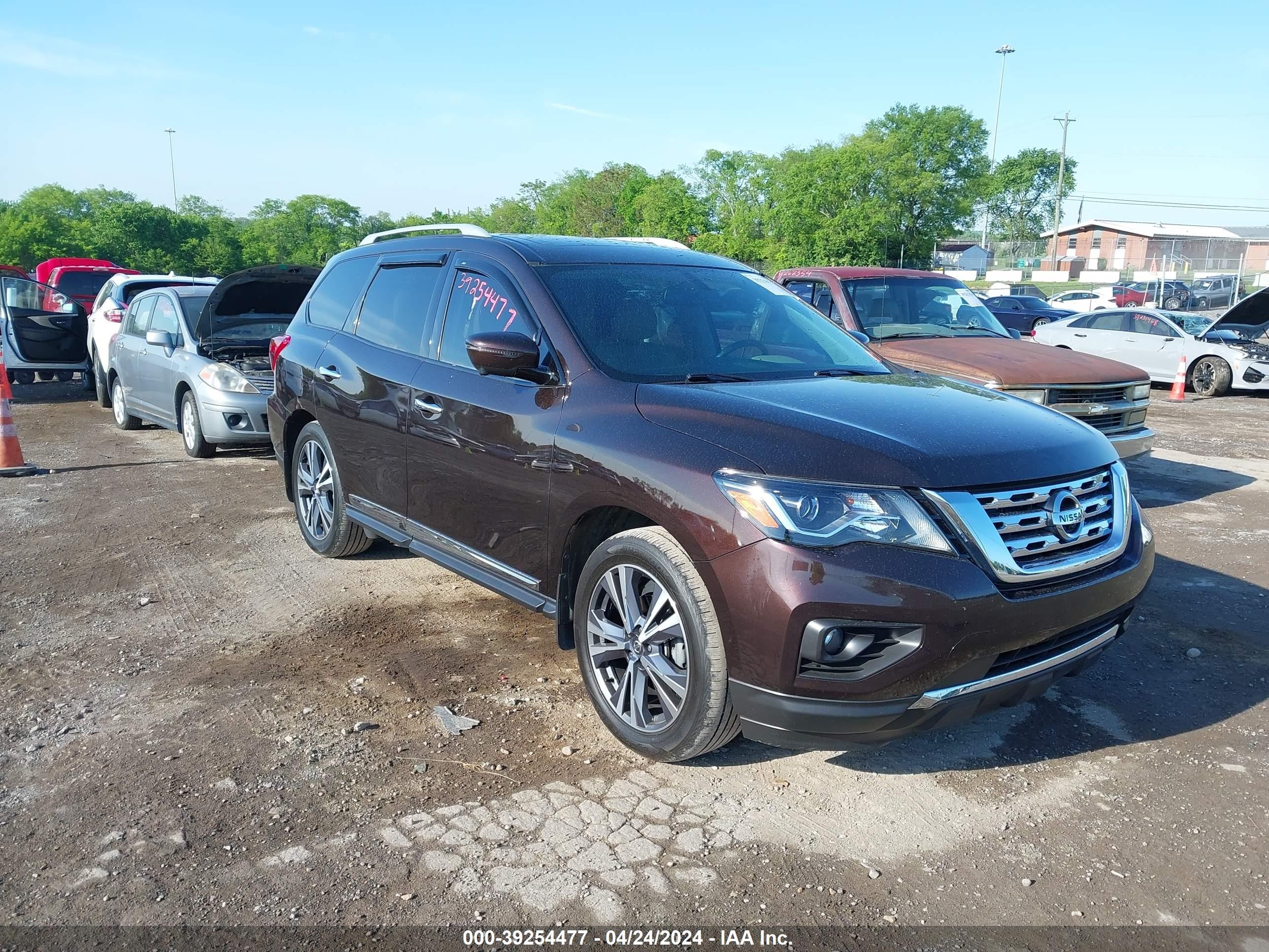 NISSAN PATHFINDER 2019 5n1dr2mn9kc649818